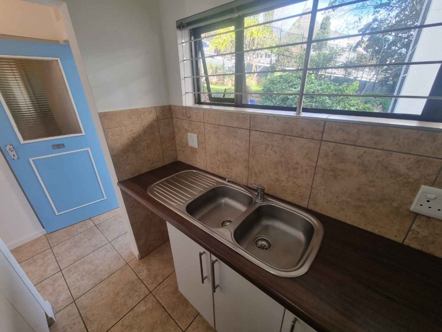 0 Bedroom Property for Sale in Sea Point Western Cape